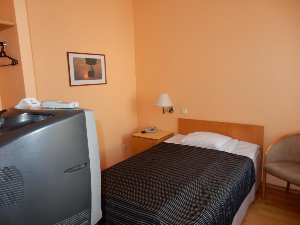 Tatari 53 Hotel Tallinn Kültér fotó