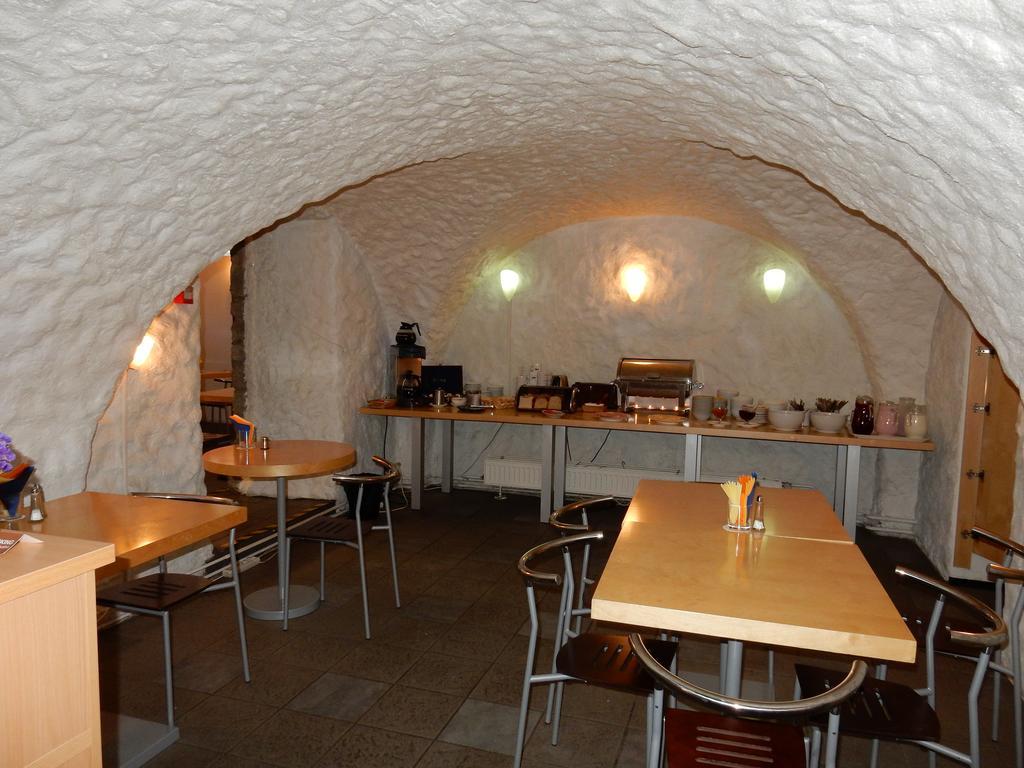 Tatari 53 Hotel Tallinn Kültér fotó