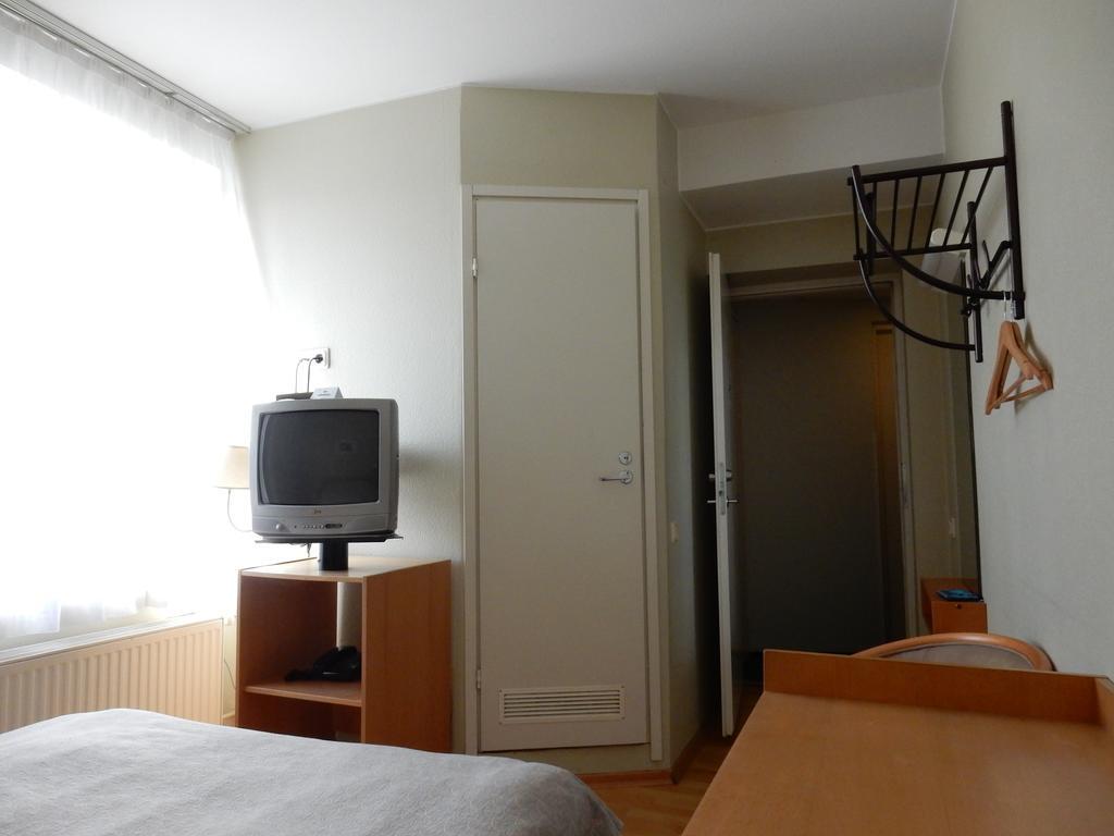 Tatari 53 Hotel Tallinn Kültér fotó